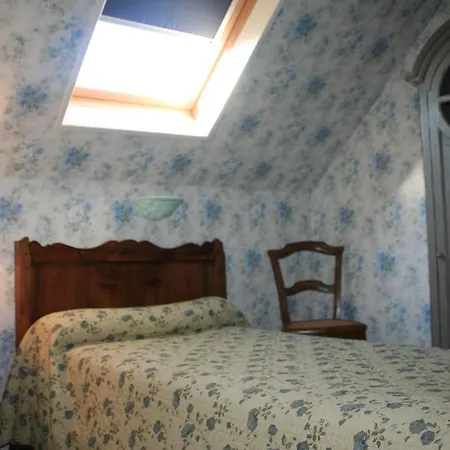 Bed & Breakfast Domaine Des Parisses - Chambres D'hotes *